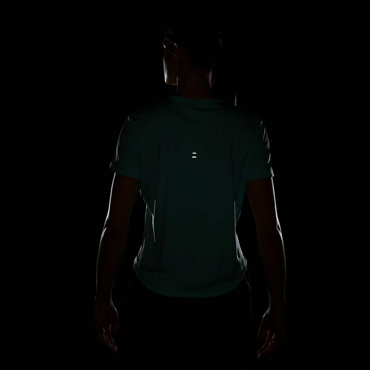 Nike Tempo Swoosh Run Womens Dri-FIT Short-Sleeve Running Top