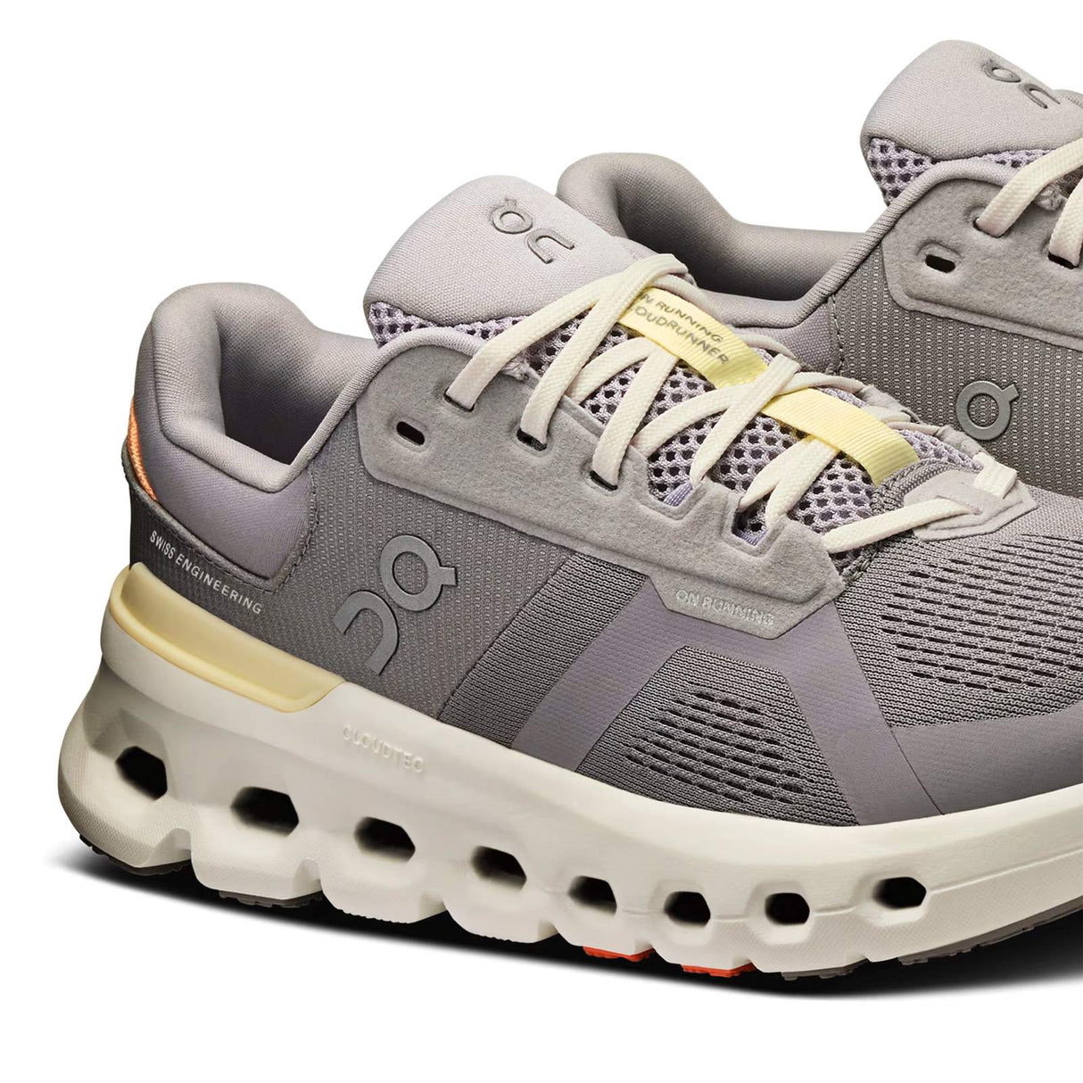 ON Womens Cloudrunner 2 Pink