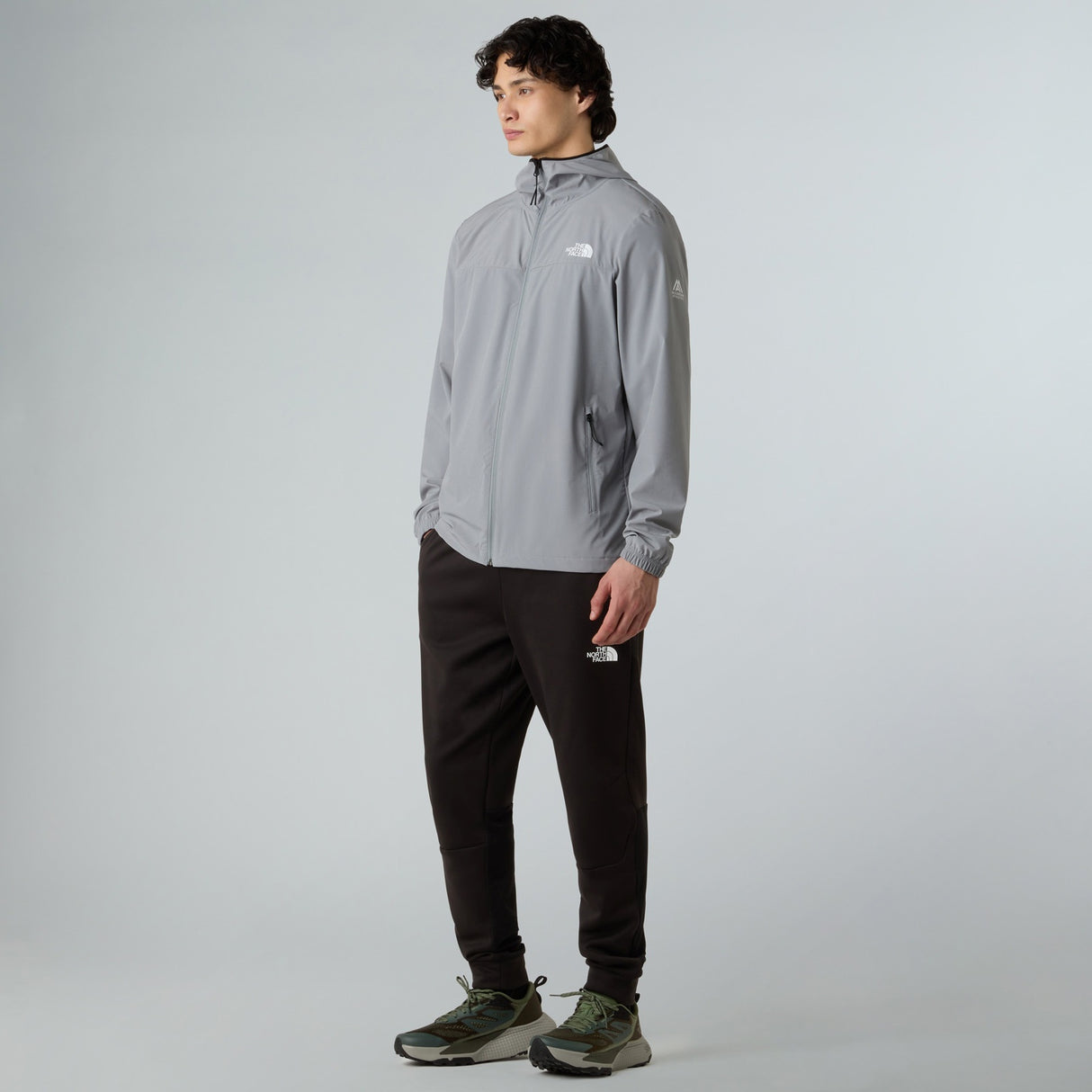 TNF MOUNTAIN ATHLT Hdy Men Wind Jckt Gry