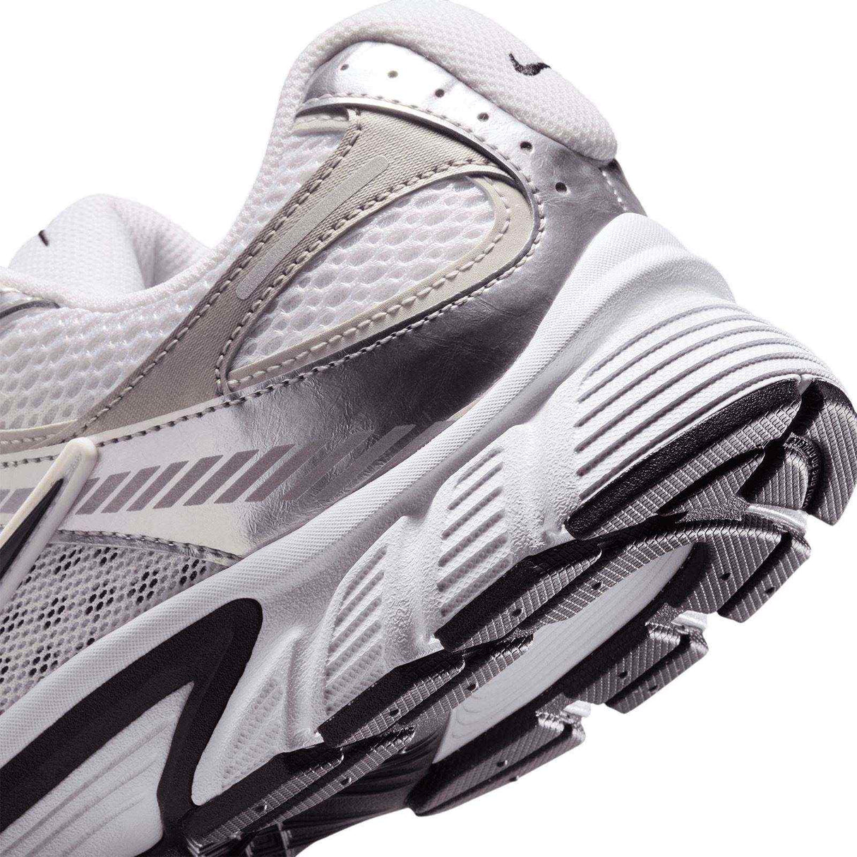 Nike Mens V5 Rnr White/Black/Grey