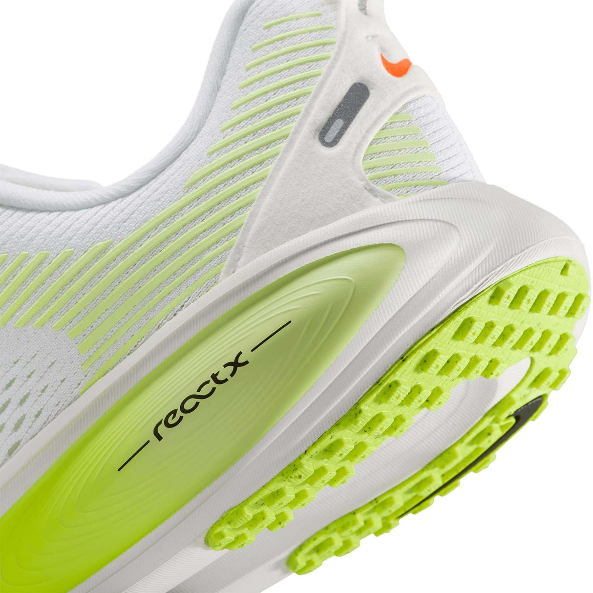 Nike Vomero 18 Kids Road Running Shoes