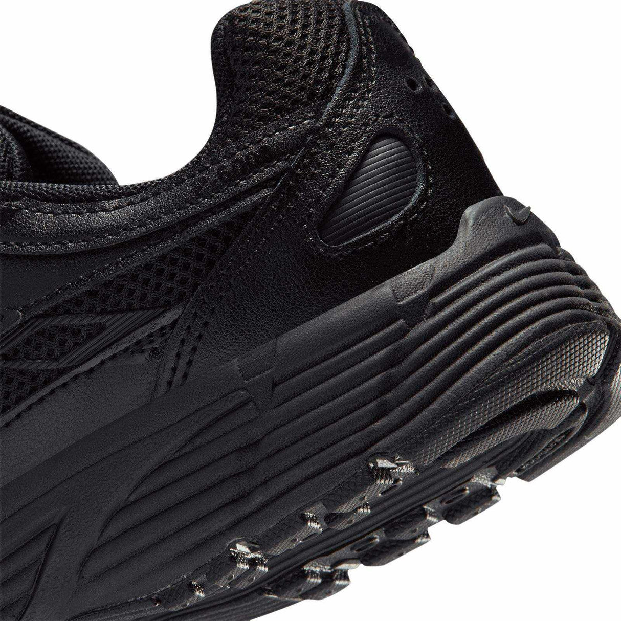 NIKE P-6000 Kids Black