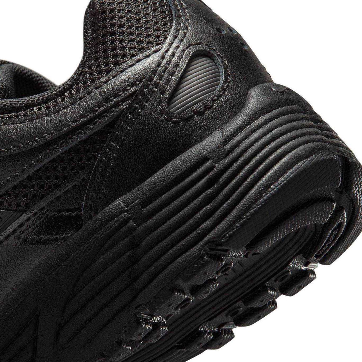 NIKE P-6000 Jnr Kids Black