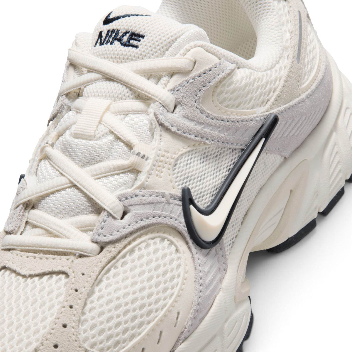 Nike V5 RNR SE Trainers Wmns Multi