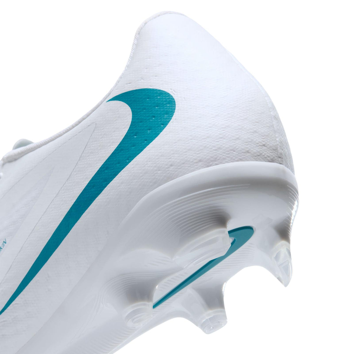 Nike Phantom 6 Low Academy FG White