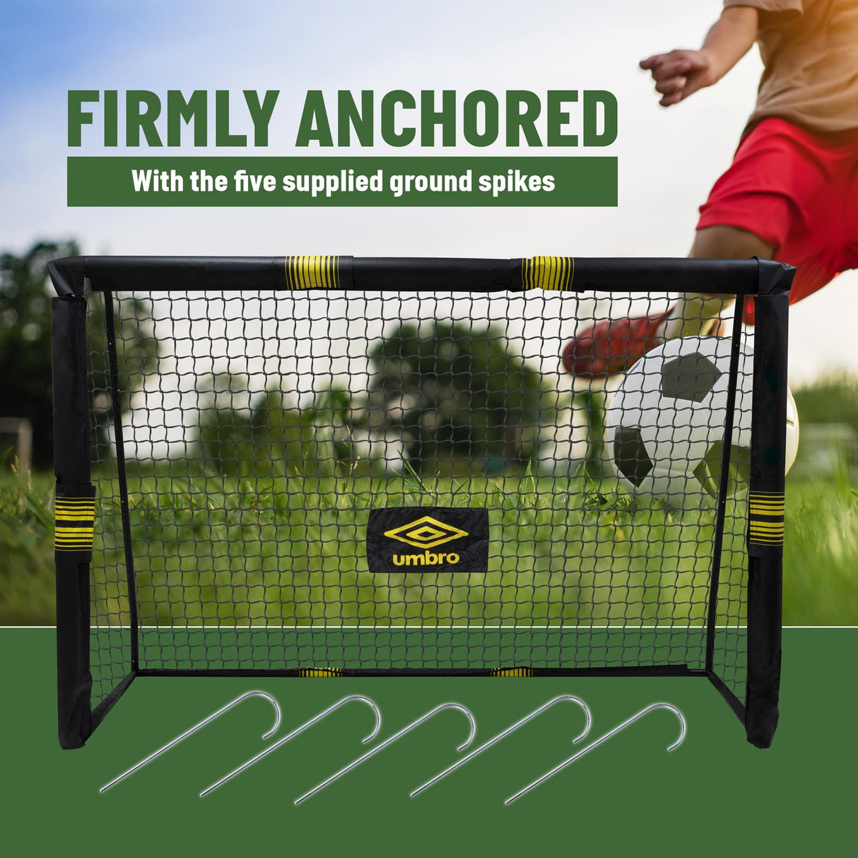 Umbro 2.4 x 1.6m Football Goal Post