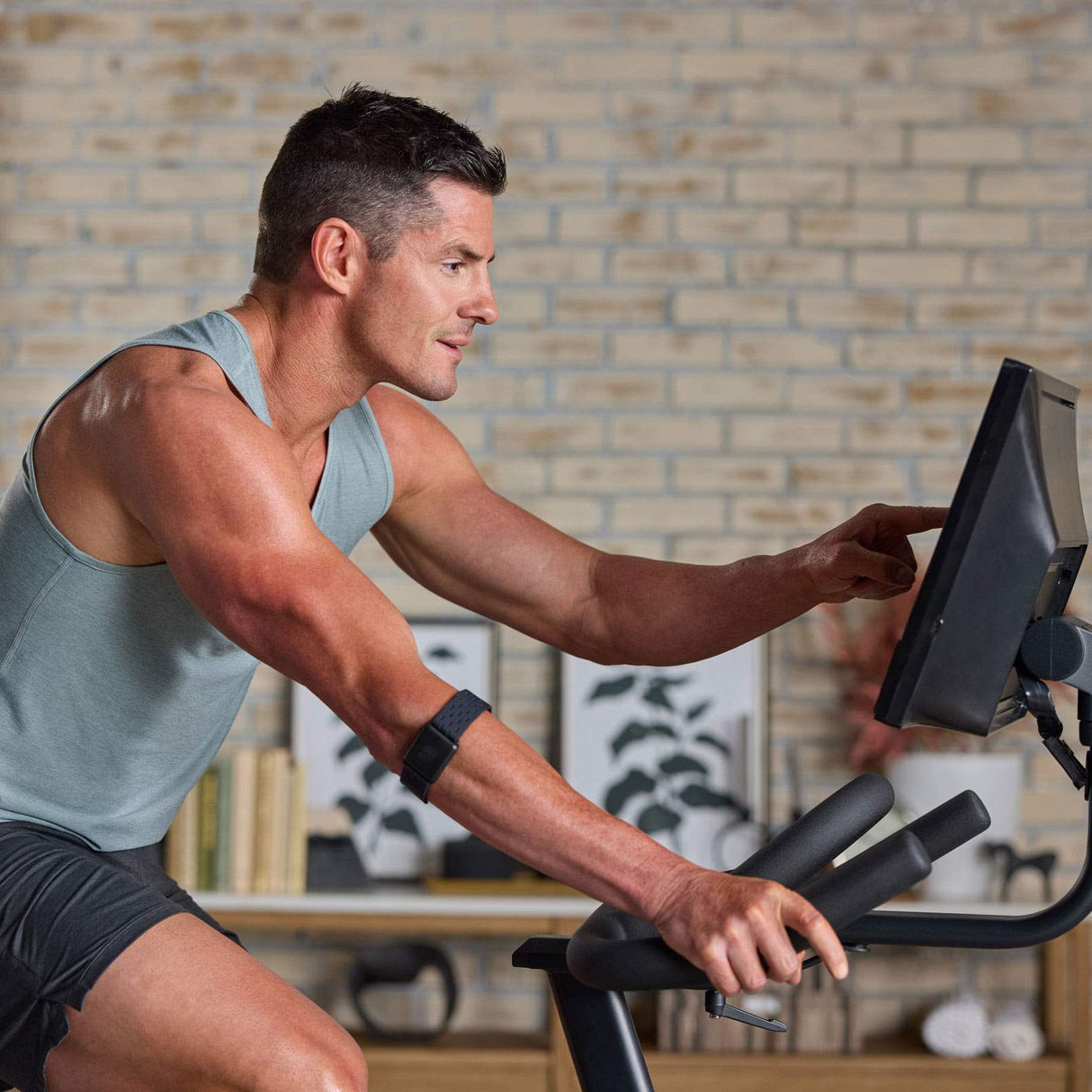 ProForm Carbon Pro10 Studio Bike