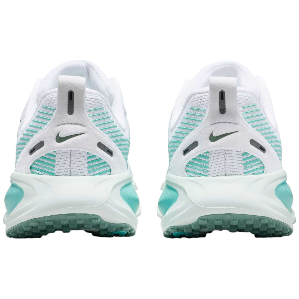 Nike Vomero 18 Kids Road Running Shoes