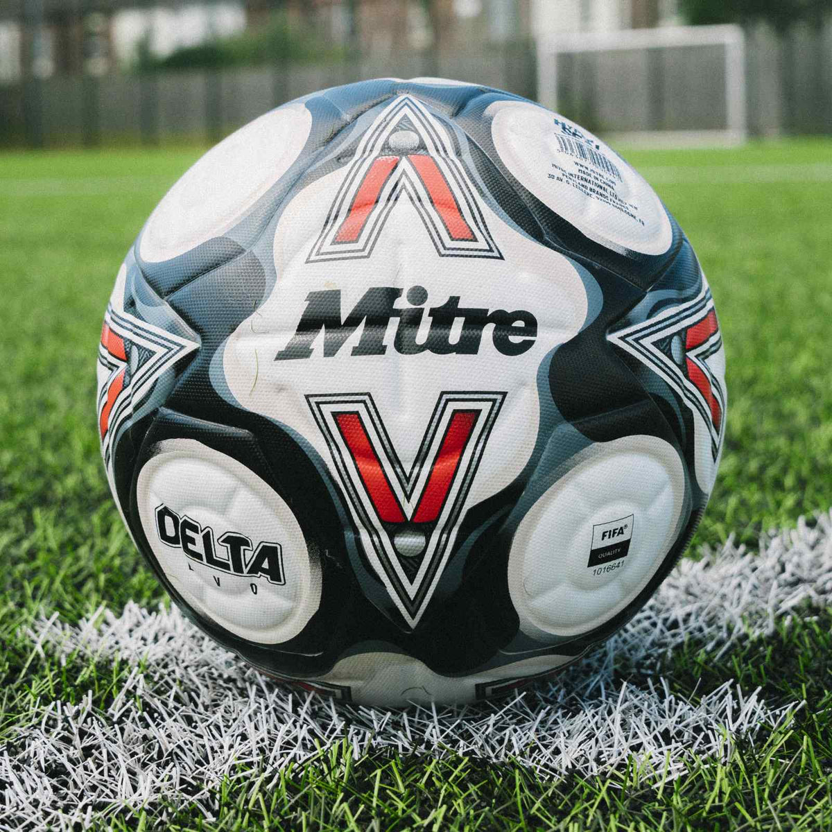 Mitre Delta Evo 24 Football 5 White