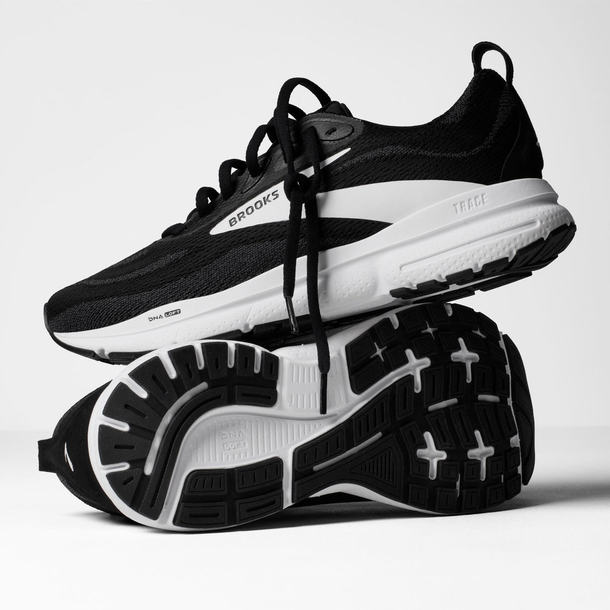 Brooks Trace 4 Womens Black