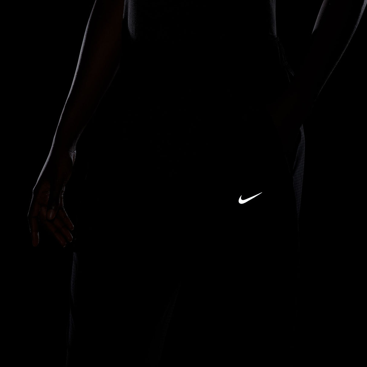 Nike Dri-FIT Fast Womens Mid-Rise 7/8 Warm-Up Running Pants