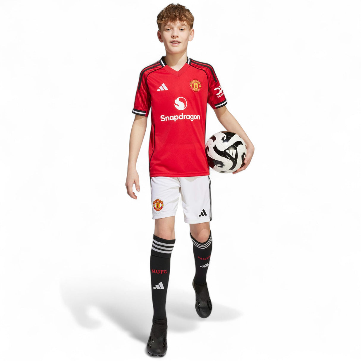 adidas Manchester United Football 2025/26 Kids Home Shorts Model Full-Length View