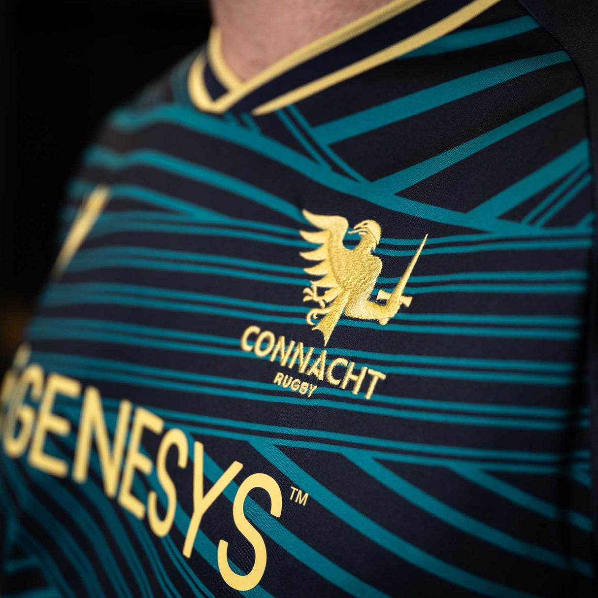 Macron Connacht Rugby 2025/26 Mens Warm Up Short Sleeved Jersey