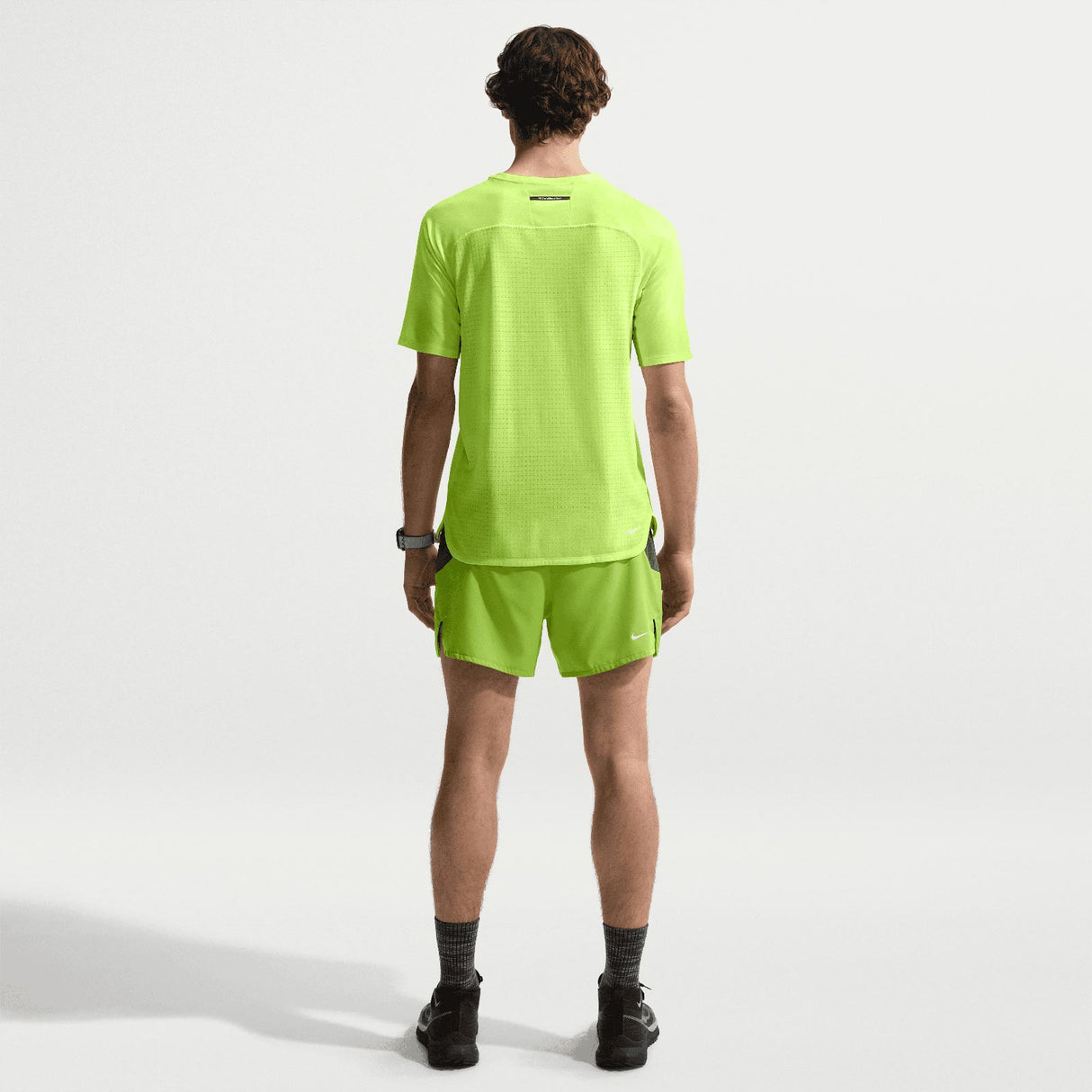 Nike M ACG DFADV SOLAR CHASE SS Yellow