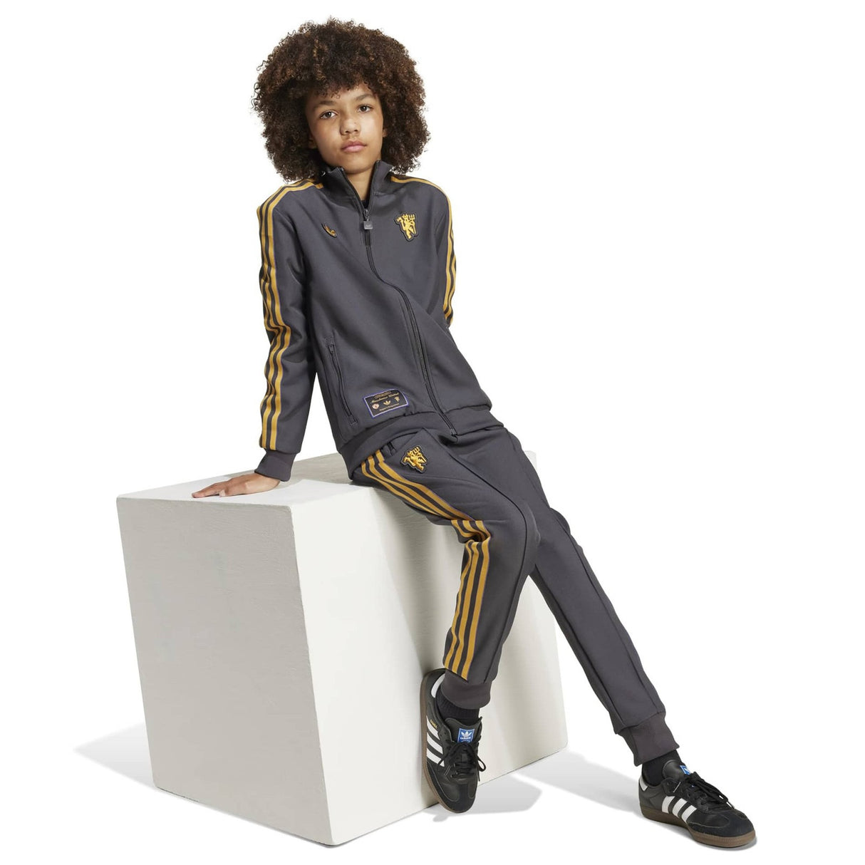 adidas OG MUFC 25 Kid Icon Track Pant Bk