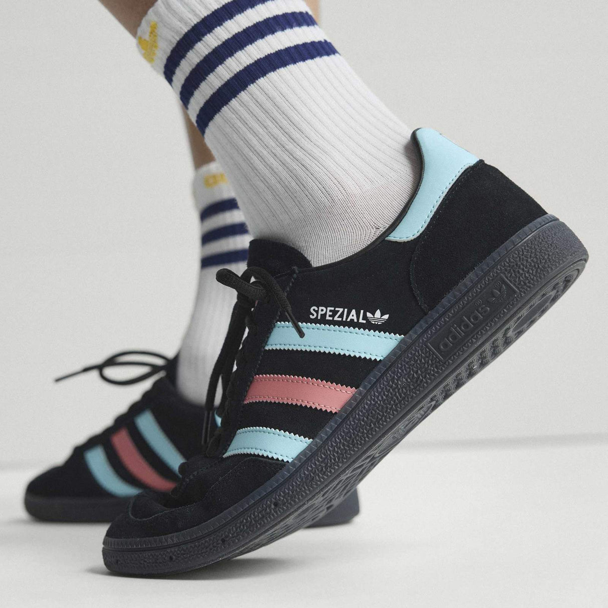 adidas Belgium Handball Spezial Regular-Fit Mens Shoes
