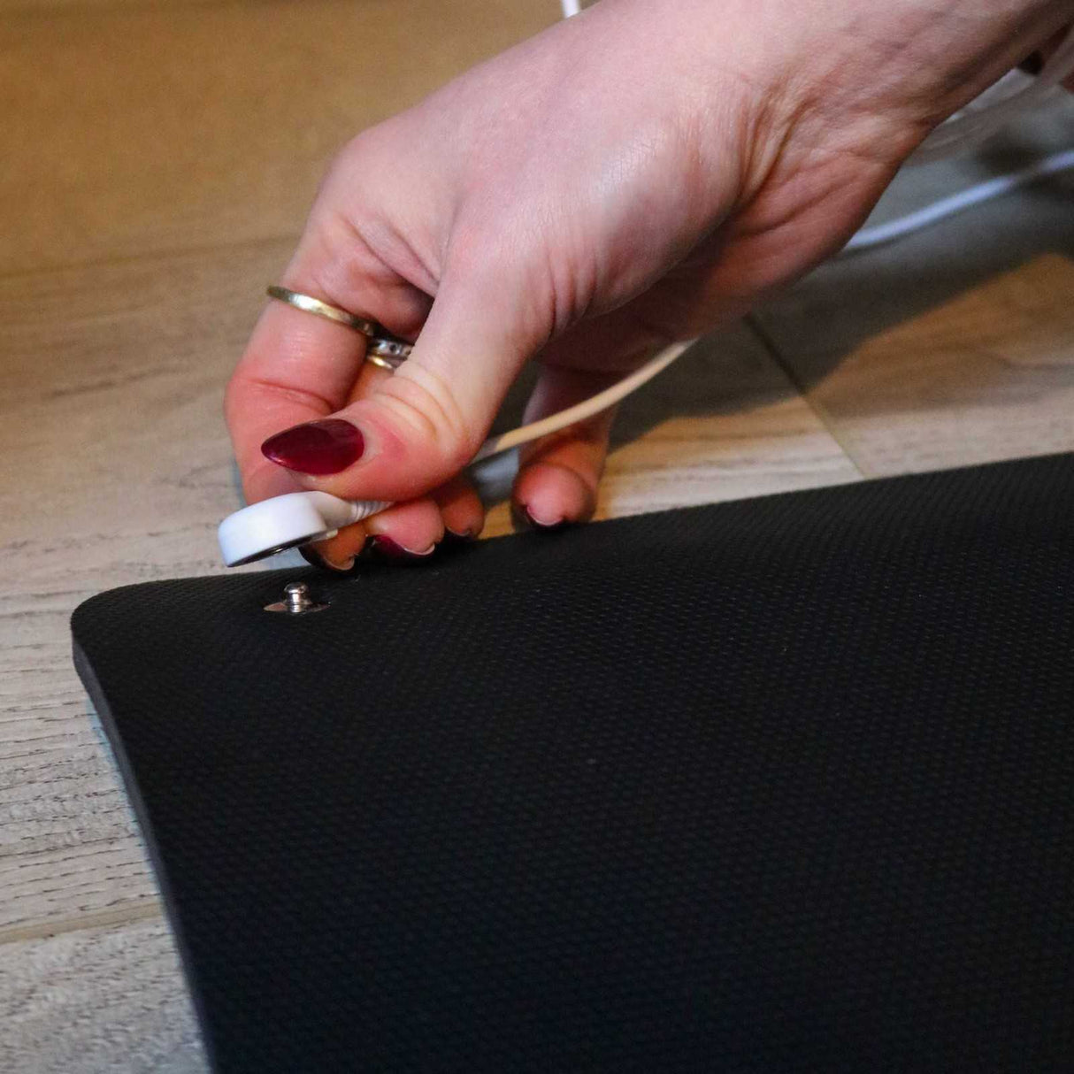 DREAM ACRES Grounding Fitness Mat Black