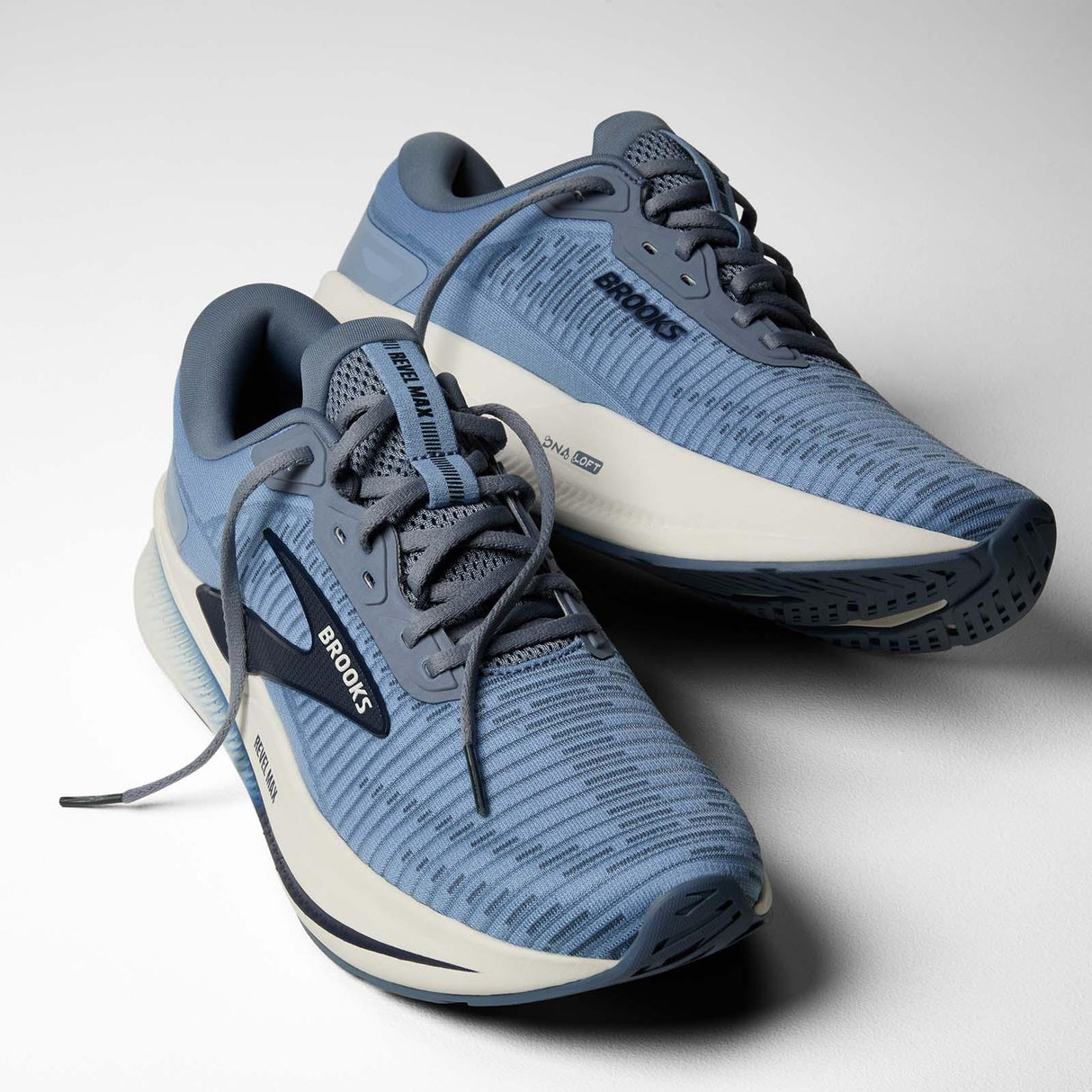 Brooks Revel Max Mens Navy