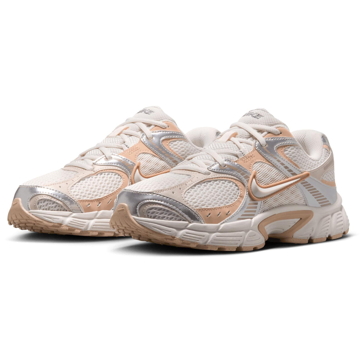 Nike V5 RNR Trainers Wmns Off White