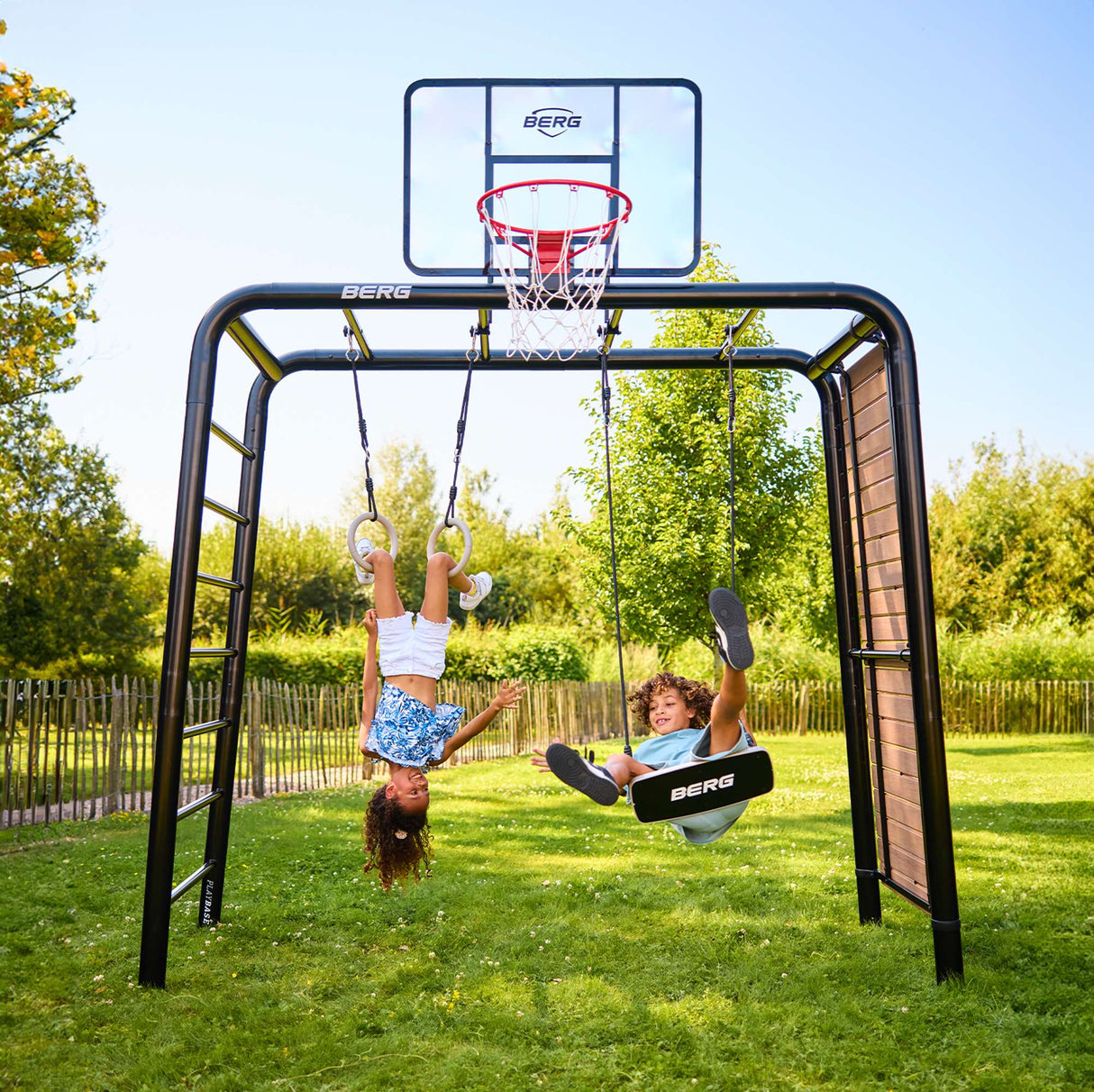 BERG PlayBase Medium + Swing Set