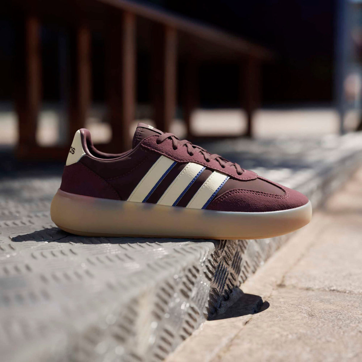 adidas Womens BARREDA DECODE Red