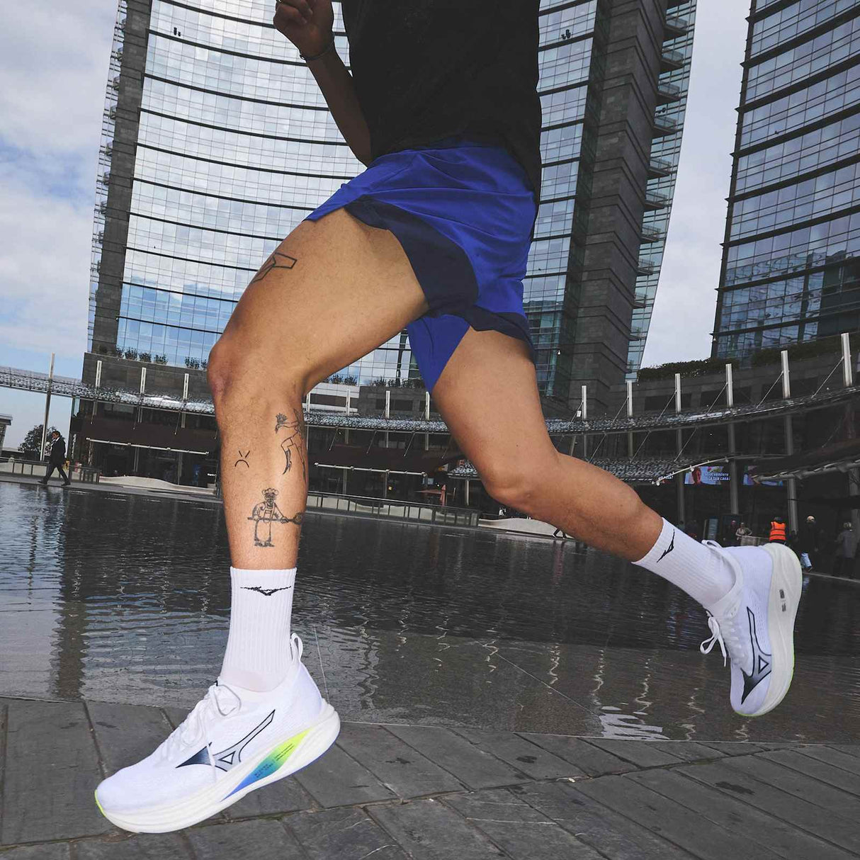 Mizuno Neo Zen 2 High-Performance Mens Running Shoes