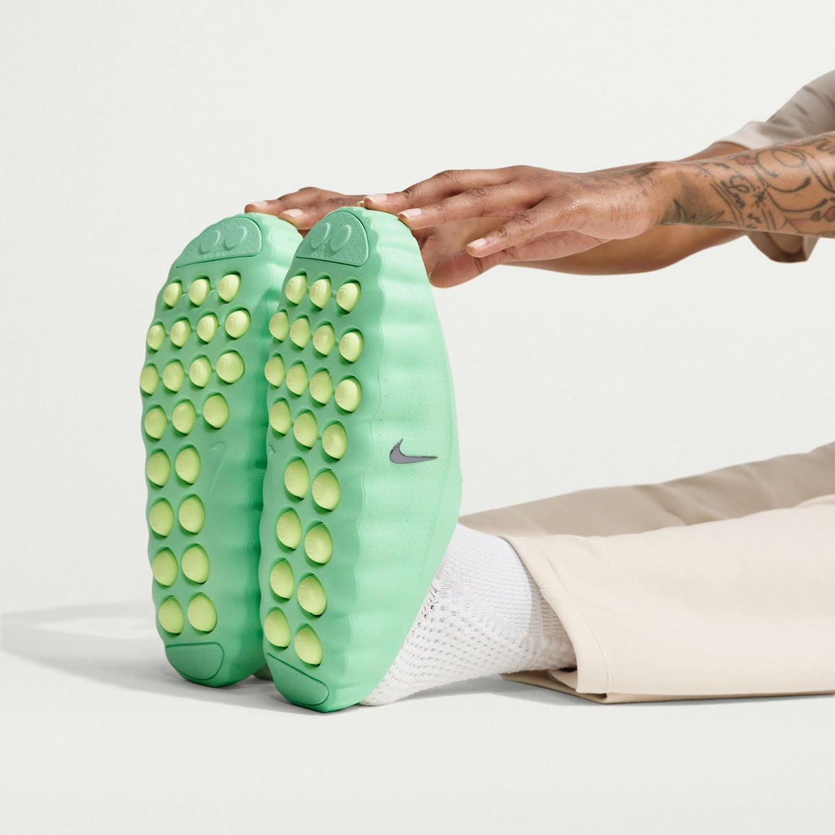 Nike Mind 001 Slides Mens Green