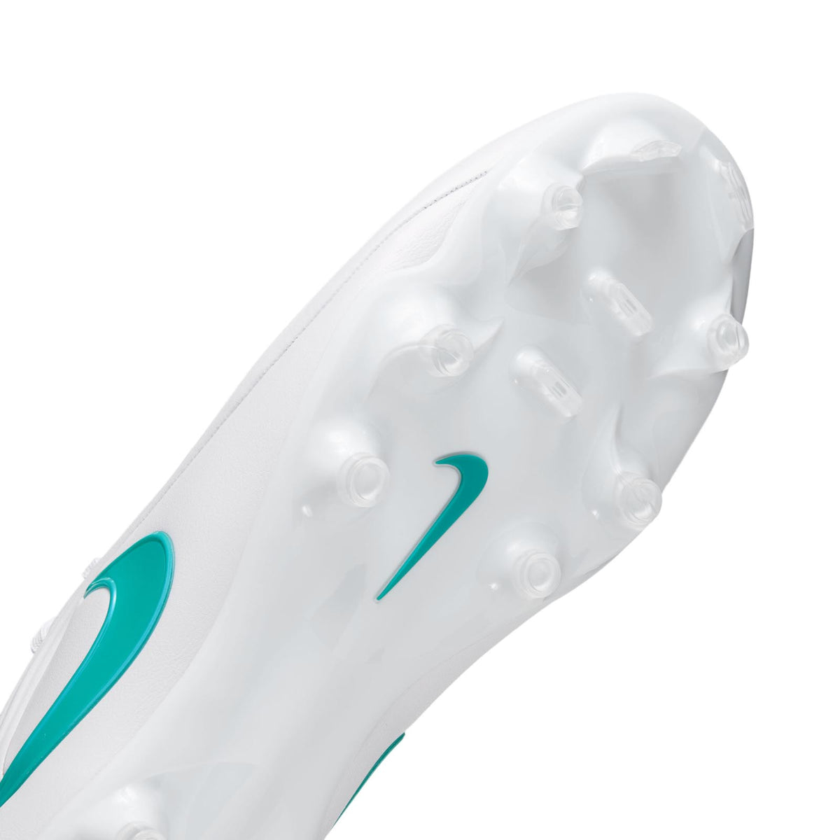 Nike Tiempo Maestro Academy FG White
