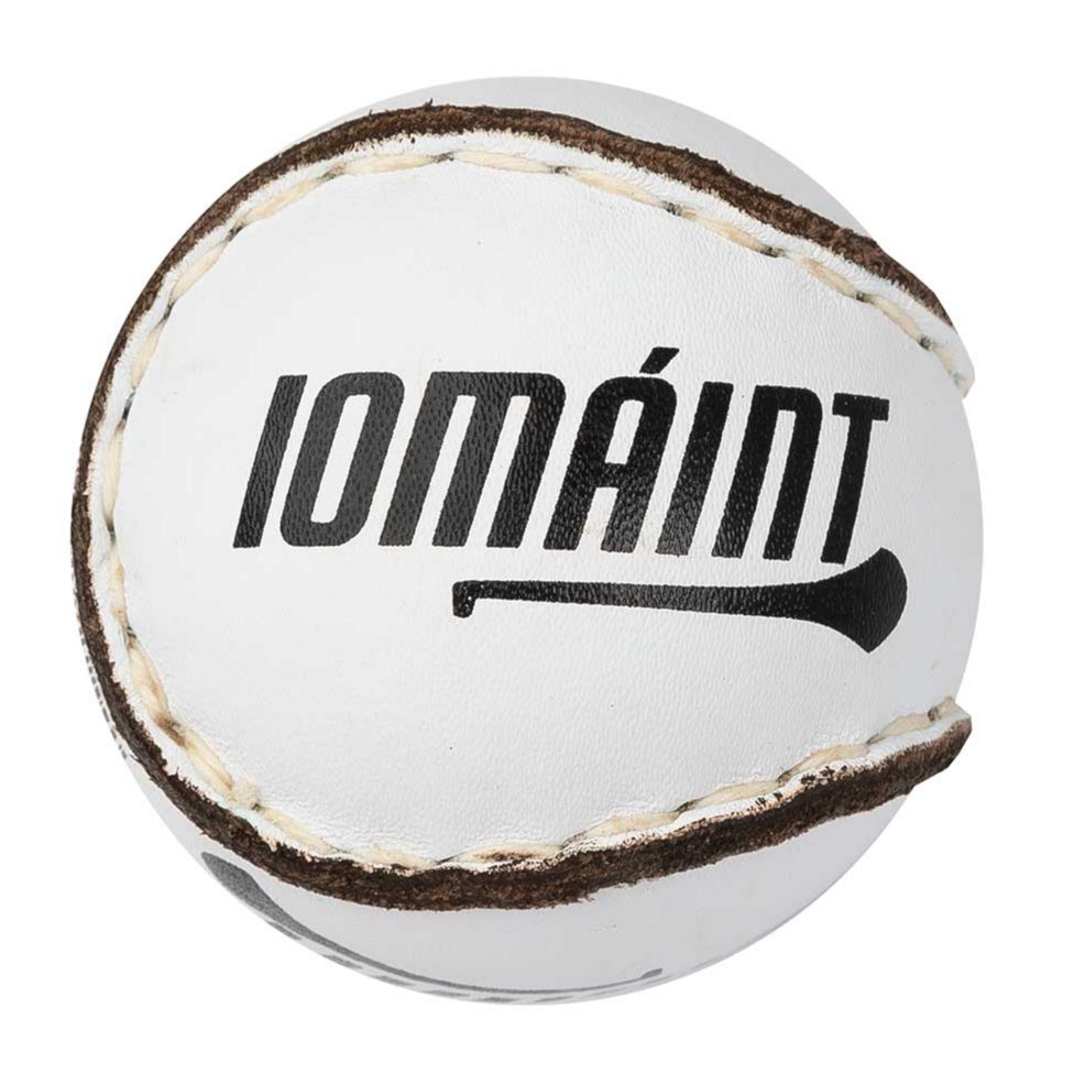 Iomaínt Sliotar Size 5 White