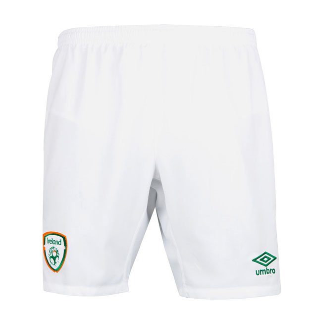 Umbro Ireland 2016 Home Shorts