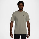 Nike Hyverse Mens Dri-FIT UV Short-sleeve Versatile Top