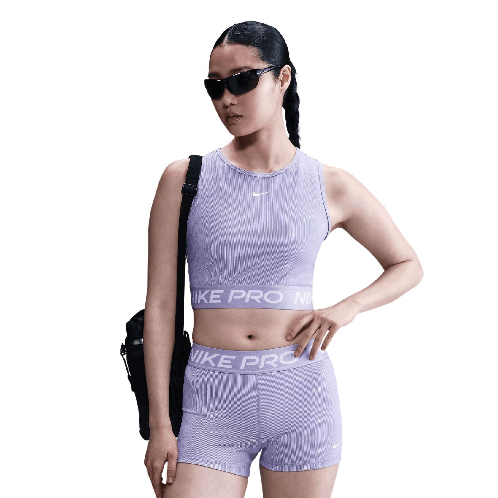 nike workout crop top