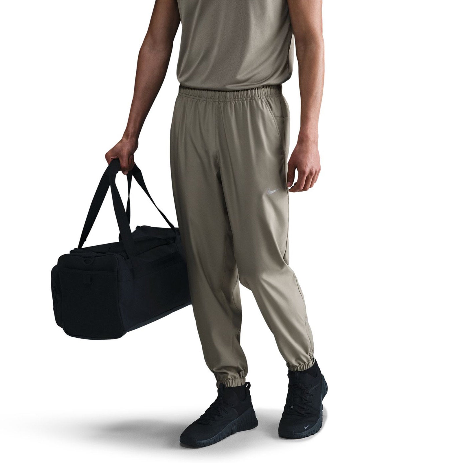 nike men's dri fit tapered pants