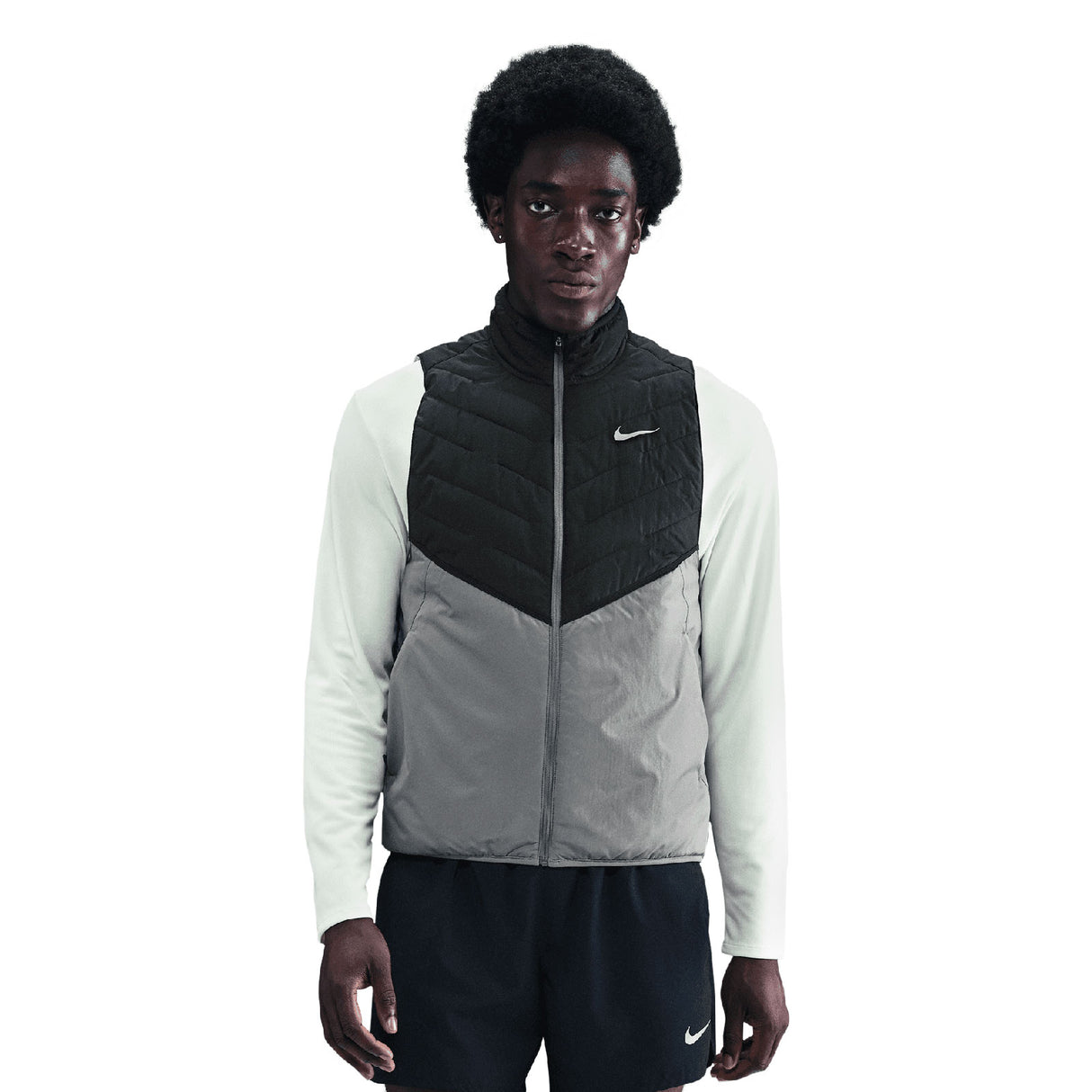 Nike Mens Therma-FIT Repel Synthetic-Fill Running Vest