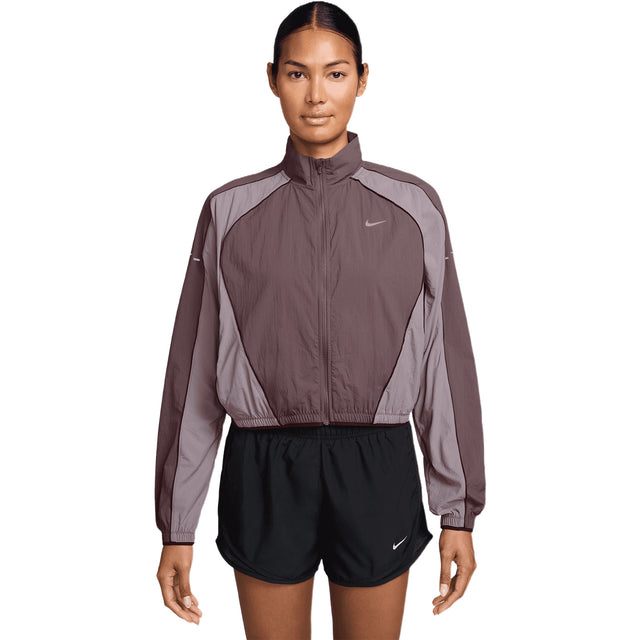 Nike Swift Womens Repel UV Protection Running Jacket