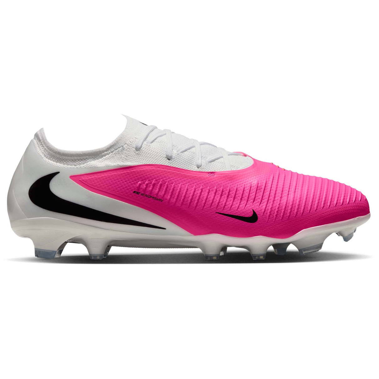 Nike Phantom 6 Low Pro Firm-Ground Football Boots