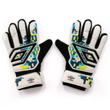 Umbro Formation IV Kids Football Goalkeeper Gloves