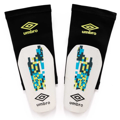 Umbro Formation IV Kids Graphic Football Shin Guards