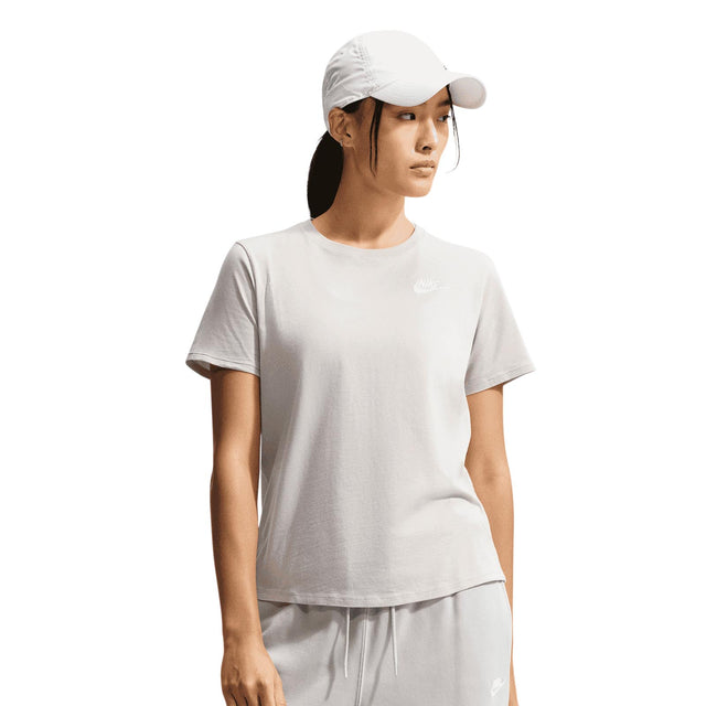 Nike Sportswear Club Essentials Womens T-Shirt