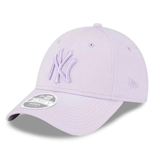 New Era New York Yankees League Essential 9FORTY Adjustable Cap