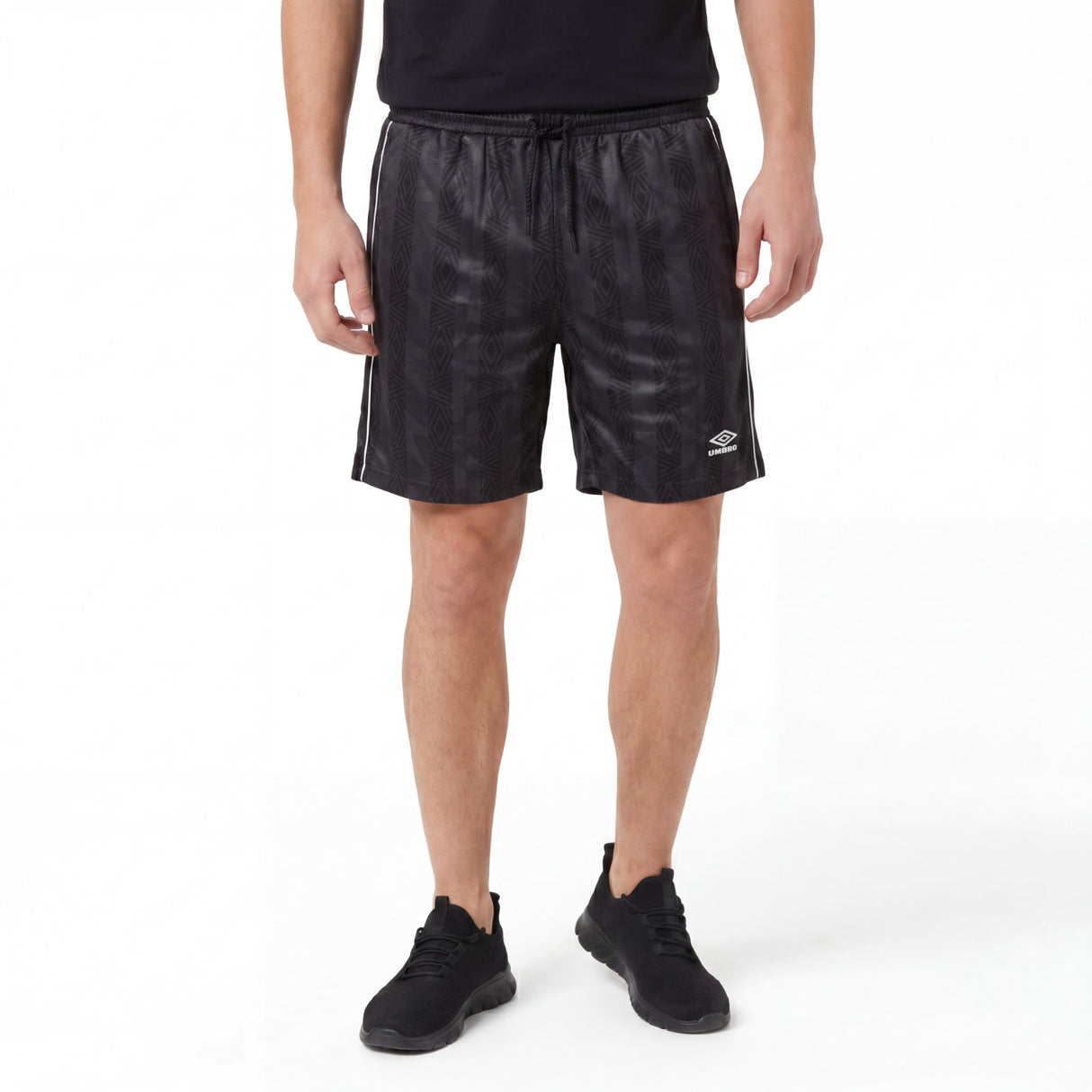 Umbro Football Adults Relaxed-Fit Training Logo Shorts