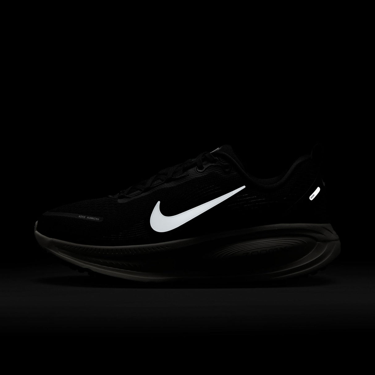 Nike Vomero 18 Womens Road Running Shoes