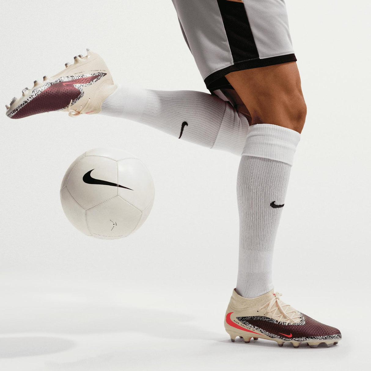 Nike Phantom 6 High Acad NU3 FG Maroon