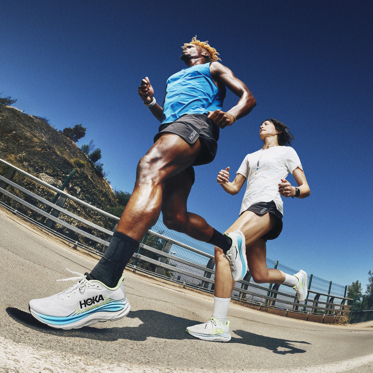 Hoka Clifton 11 Mens Frost Black