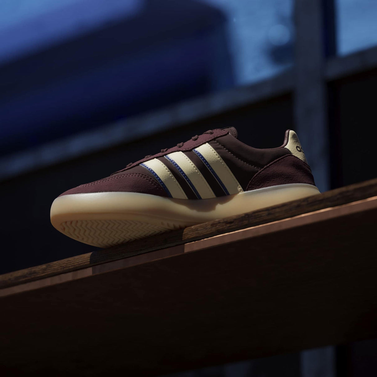 adidas Womens BARREDA DECODE Red