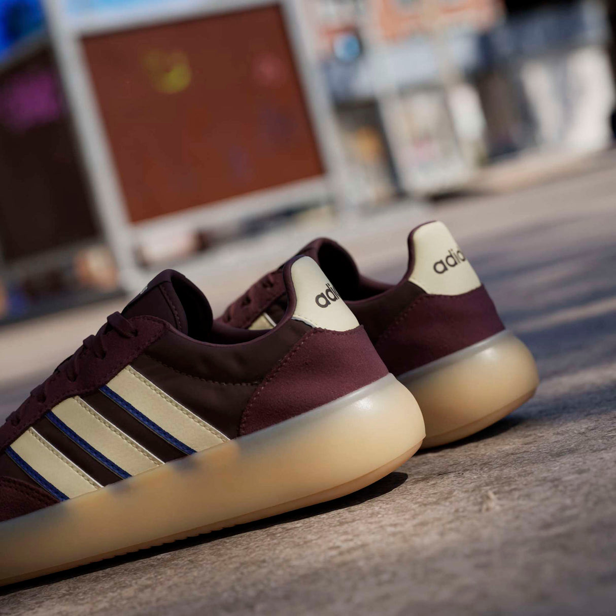 adidas Womens BARREDA DECODE Red