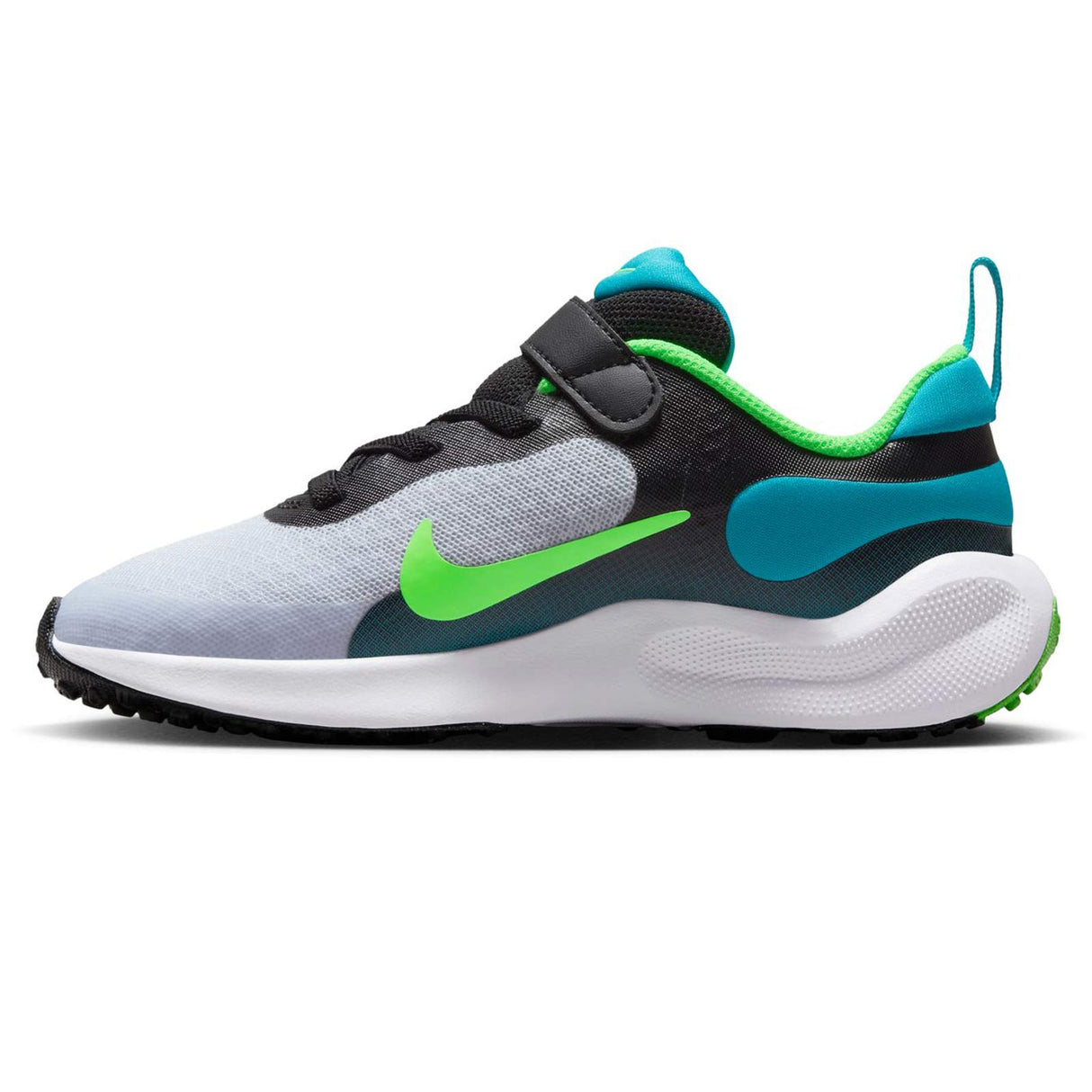 Nike Revolution 7 Junior Kids Shoes