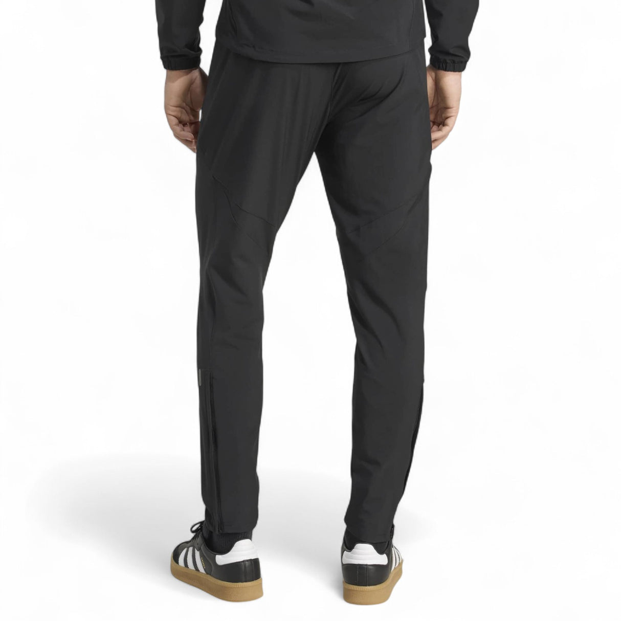 adidas Liverpool Football Tiro 2025/26 Adults Travel Pants