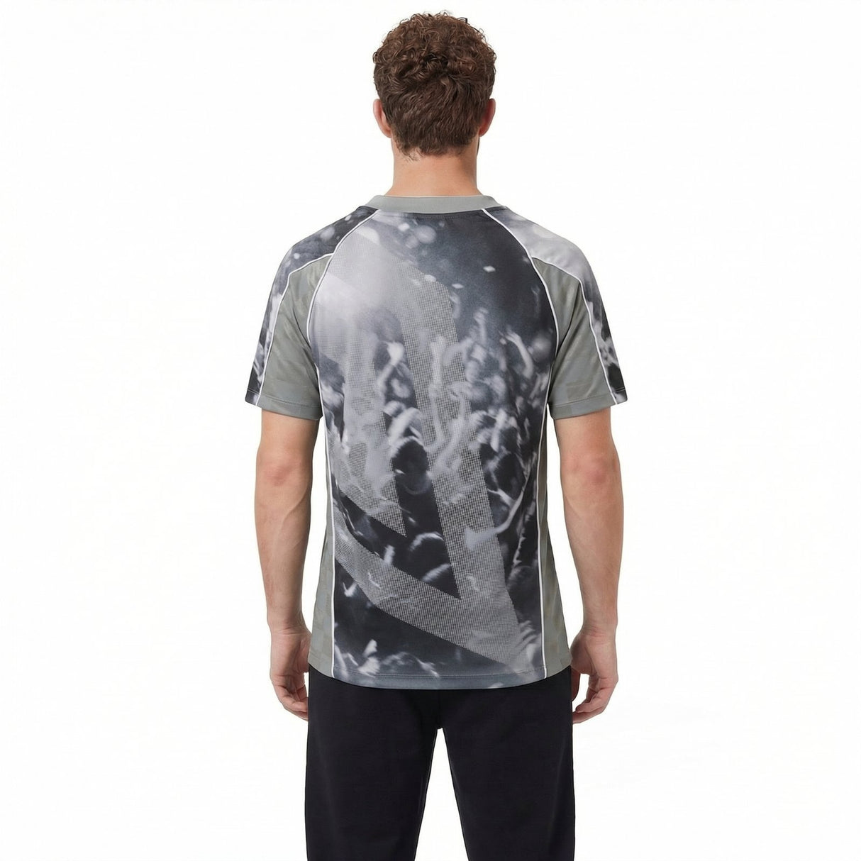 Umbro Panelled Boxy-Fit Mens Short Sleeve Football Shirt
