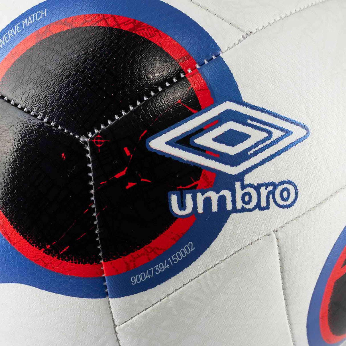 Umbro Neo Swerve Match Logo Football - Size 5
